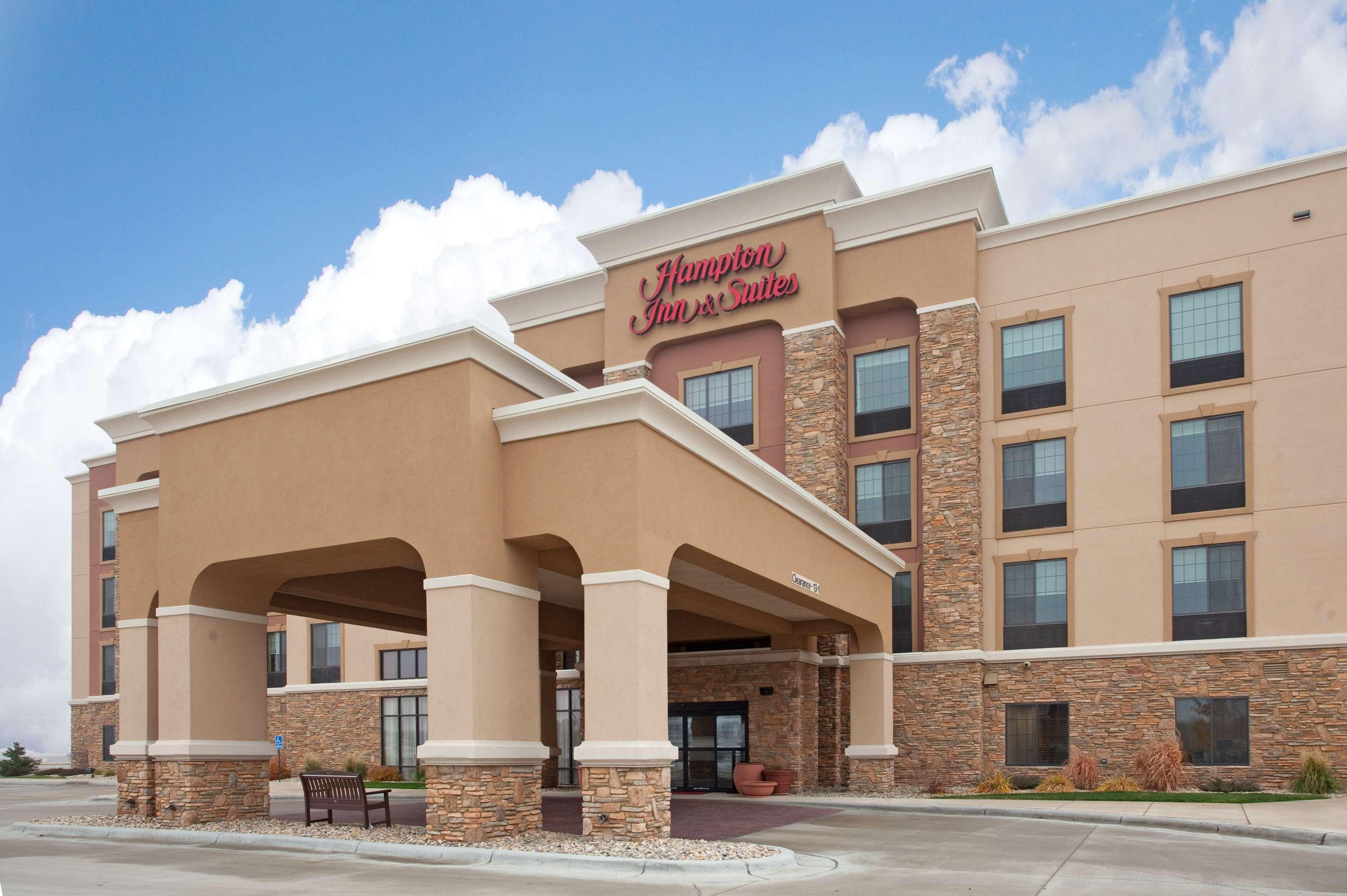 Hampton Inn & Suites Watertown Exterior foto
