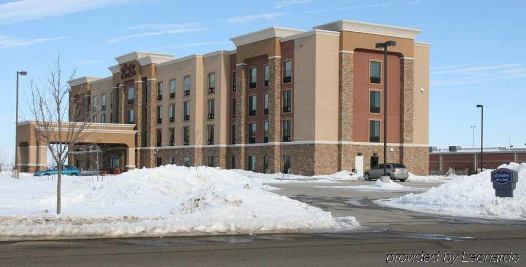 Hampton Inn & Suites Watertown Exterior foto